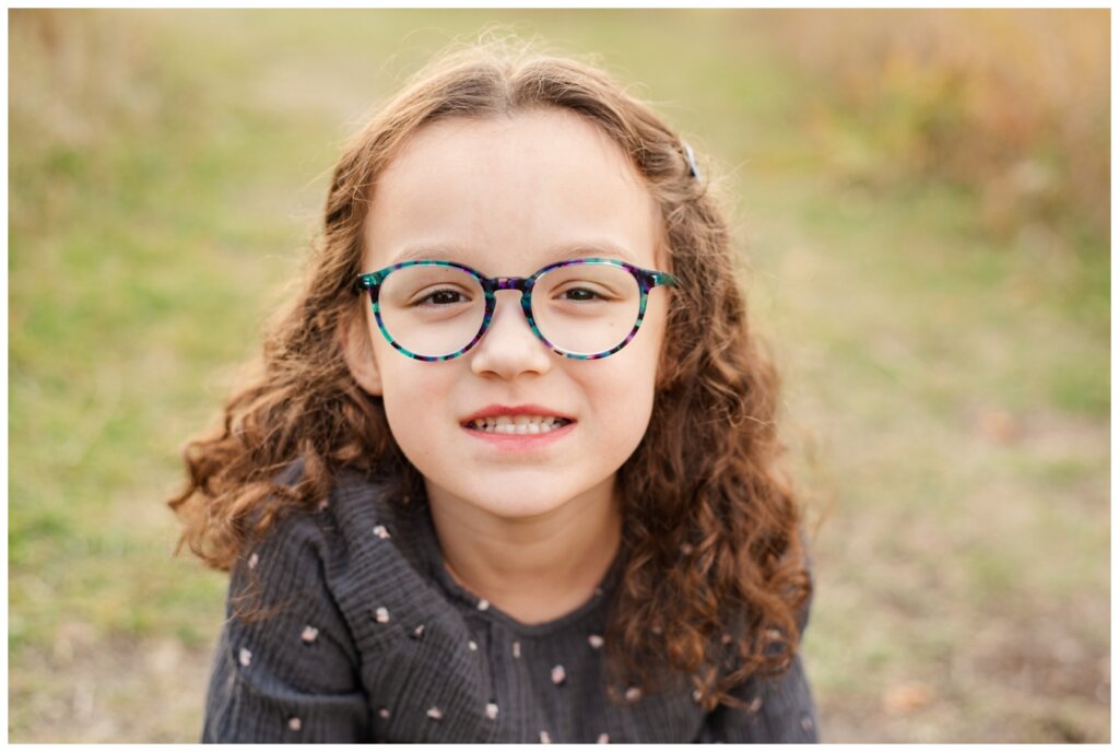 Swereda Family 2024 - Regina Family Photography - 03 - Habitat Conservation Area - Little girl in her glasses