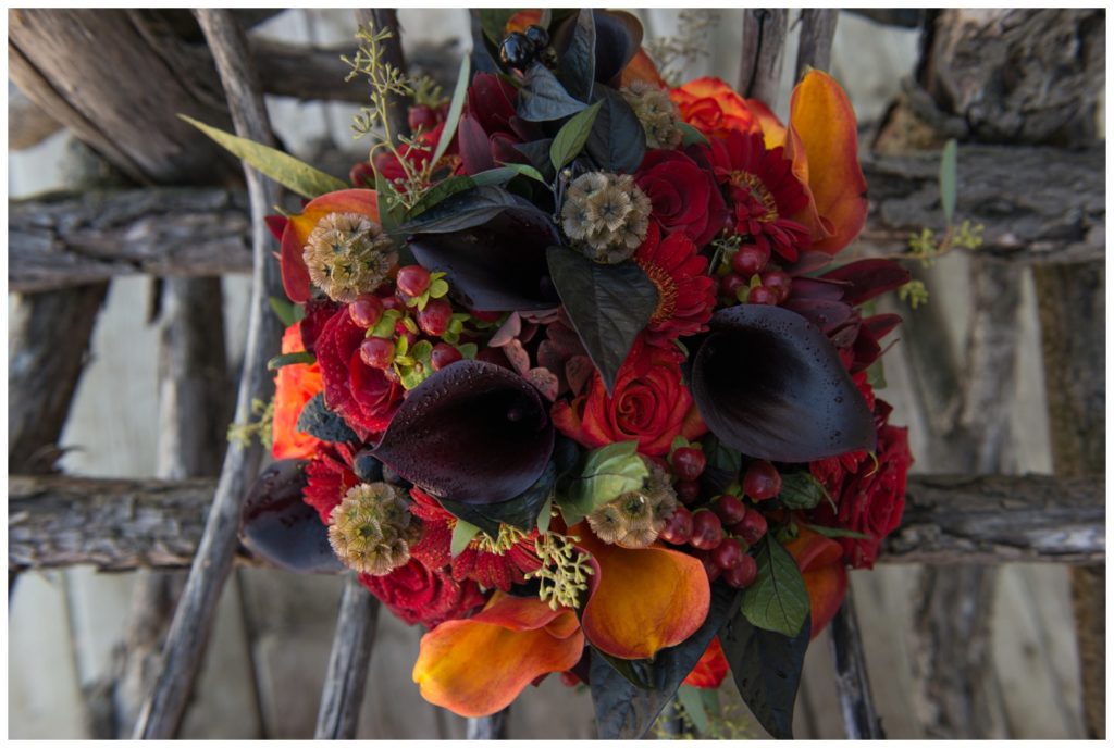 Regina Wedding Photography - Blooms by Alison - Gales Florist - Fall Wedding Floral Arrangement