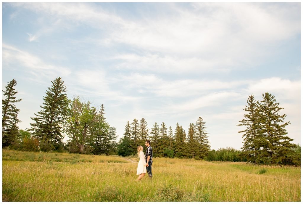 Regina Engagement Photography with Brett & Rachelle. Natural Light Engagement Session in Douglas Park. Regina Couple outside the Wascana Habitat Conservation Area.