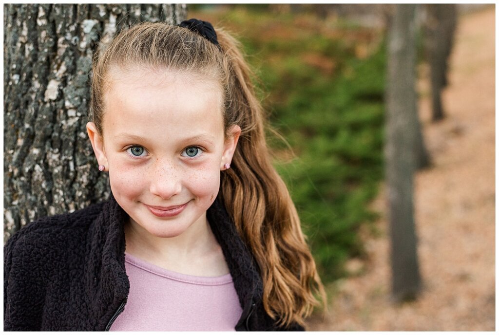 Regina Family Photography - University of Regina Library - Butler Family 2021 - 07 - Close up of Caris