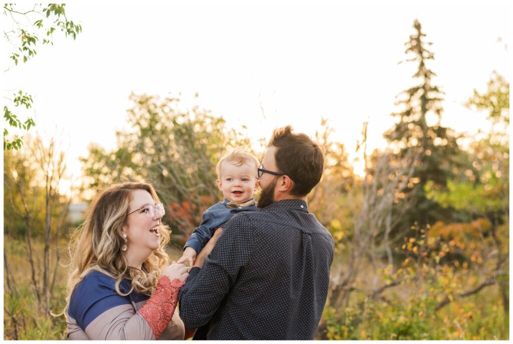 Moffatt Family - 06 - Regina Family Session - Family session at sunset