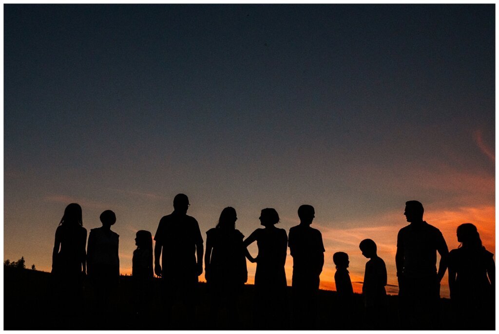 Strachan & McPhee Extended Family - Wascana Habitat Conservation Area - 16 - Silhouette of extended family