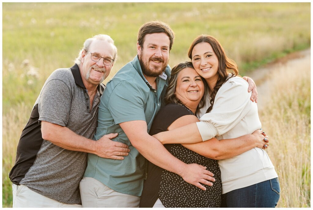 Hachkewich Family - Wascana Trails - 10 - Family group hug