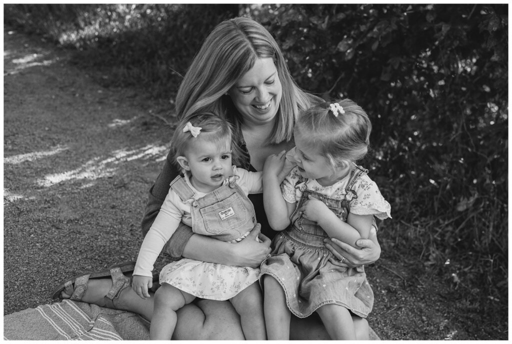 Parsons Family - AE Wilson Park - 04 - Mom with her two daughters