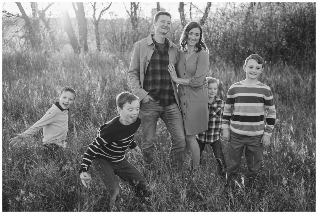 Neufeld Family - Wascana Habitat Conservation Area - 08 - Boys make silly faces