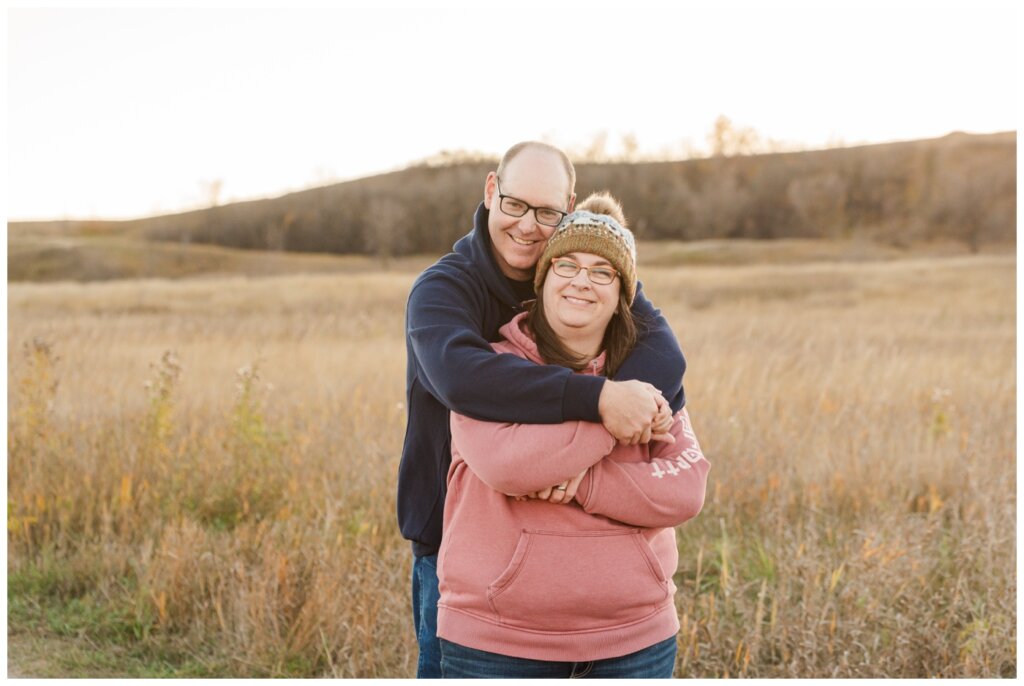 Sheldon & Amy - Wascana Trails - 09 - Husband keeps his wife warm