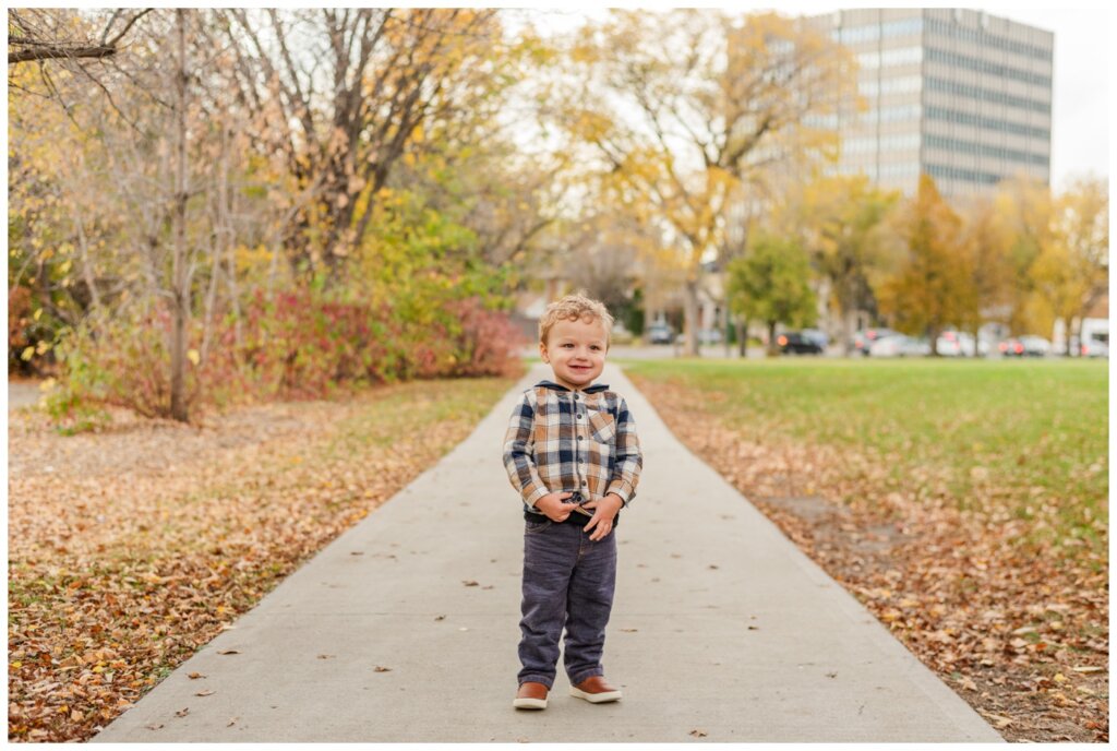 Swereda Family - Royal Saskatchewan Museum - 03 - Little boy in plaid shirt and jeans