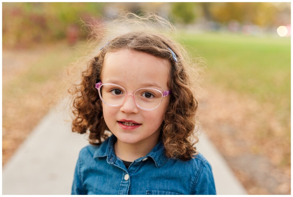 Swereda Family - Royal Saskatchewan Museum - 11 - Little girl with curly hair