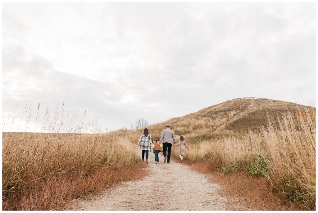 Zurowski Family - Wascana Trails - 14 - Family walks up the hill