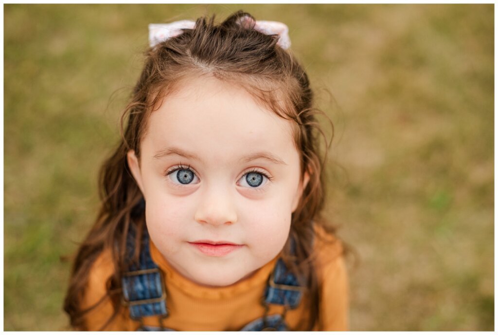 Ryan & Aeliesha - 5th Anniversary - AE Wilson - 004 - Ellie - Pre-schooler with brilliant blue eyes